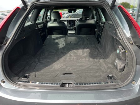 2018 Volvo V90 - photo 30