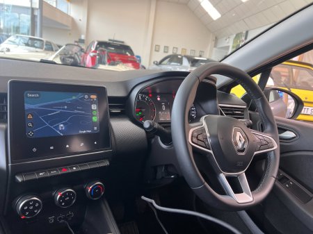 2023 Renault Clio - photo 3