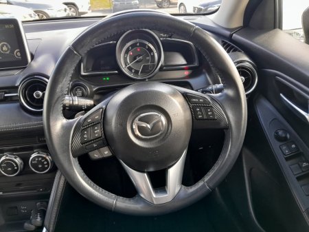 2016 Mazda Demio - photo 13