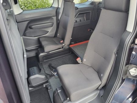 2026 Ford Tourneo Connect - photo 16