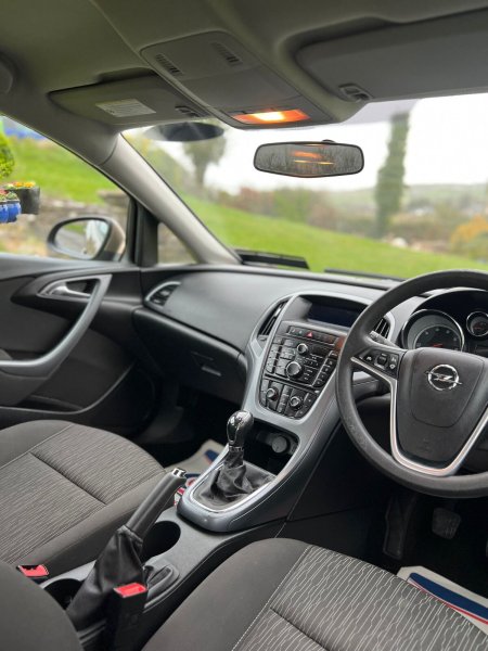 2013 Opel Astra - photo 7