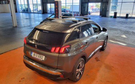 2018 Peugeot 3008 - photo 2
