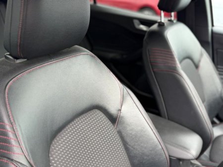 2019 Ford Focus - photo 10