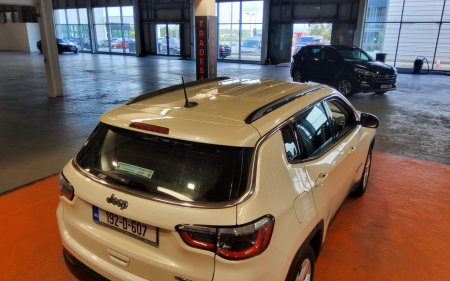 2019 Jeep Compass - photo 2