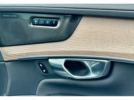 2025 Volvo XC90 - photo 16