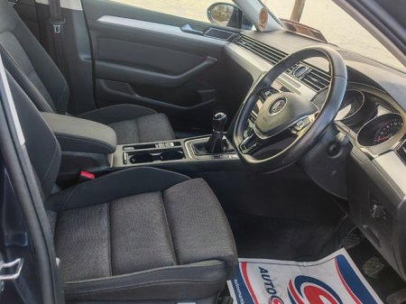 2019 Volkswagen Passat - photo 11