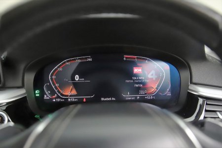 2021 BMW 5-Series - photo 17