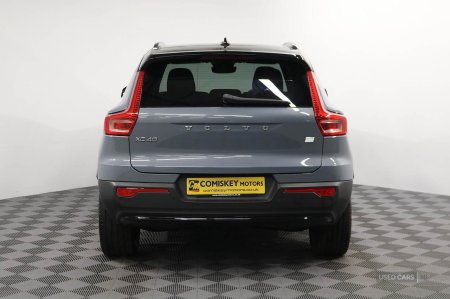 2023 Volvo XC40 - photo 5