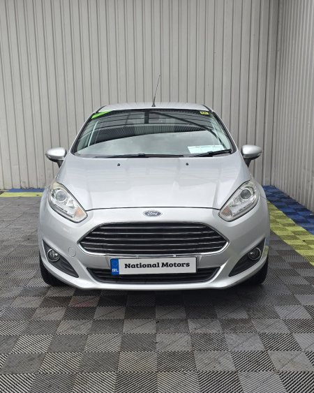 2015 Ford Fiesta - photo 3