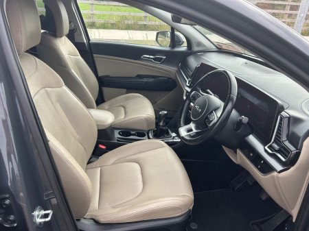 2022 Kia Sportage - photo 12