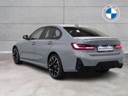 2026 BMW 3-Series - photo 2