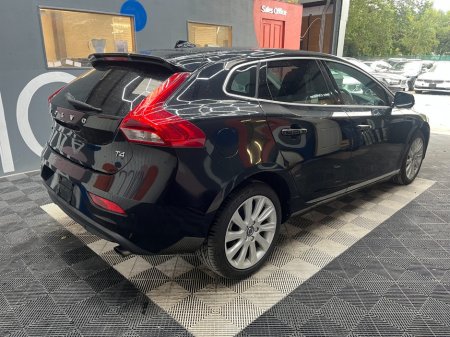 2015 Volvo V40 - photo 3
