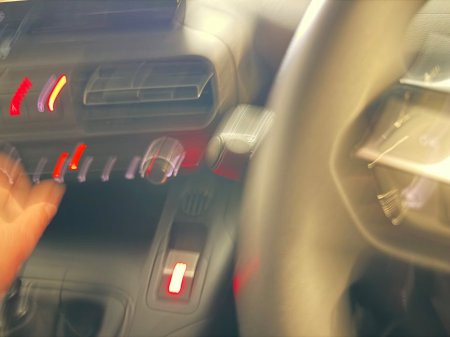 2026 Peugeot Partner - photo 9