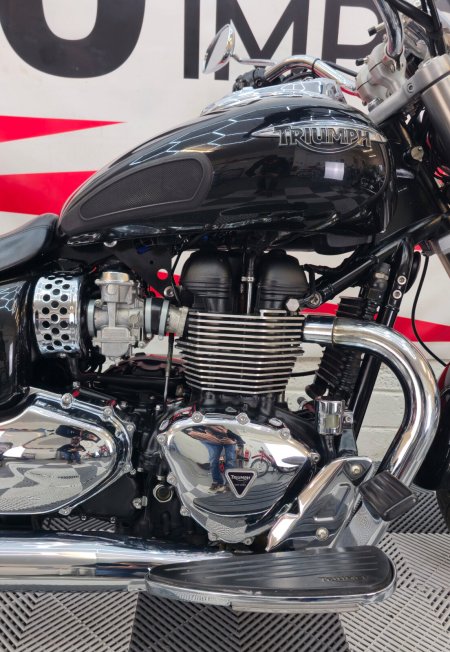 2014 Triumph Bonneville - photo 14