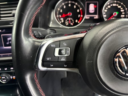 2014 Volkswagen Golf - photo 26