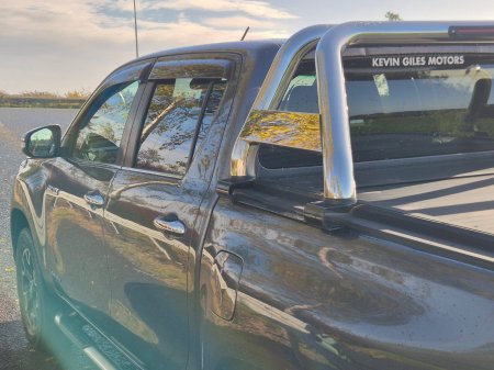2017 Toyota Hilux - photo 16