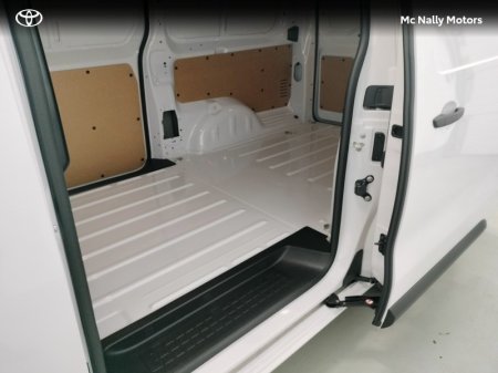 2026 Toyota Proace - photo 7