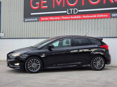 2017 Ford Focus - photo 15