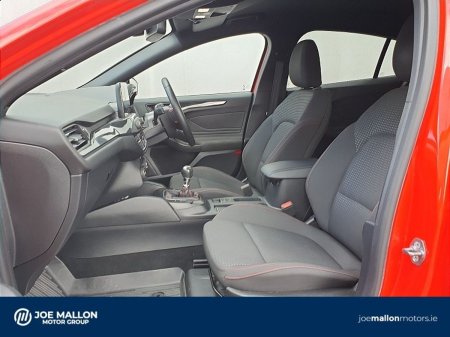 2021 Ford Focus - photo 8