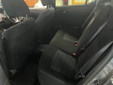 2024 Nissan Leaf - photo 11