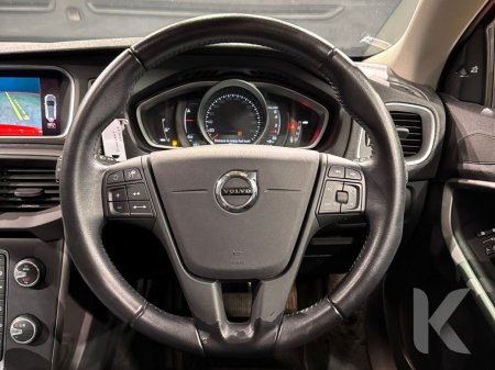 2018 Volvo V40 - photo 17
