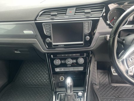 2016 Volkswagen Touran - photo 8