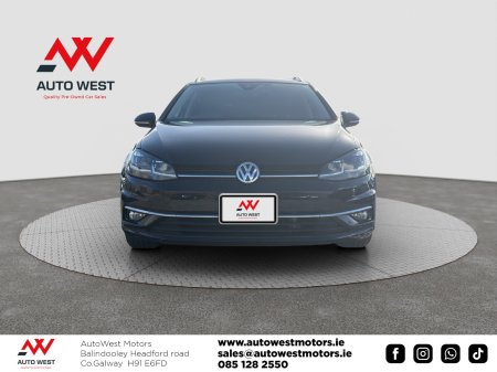 2019 Volkswagen Golf - photo 2