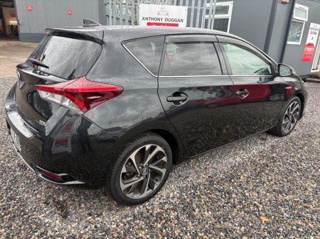 2017 Toyota Auris - photo 4