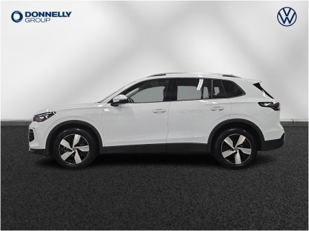 2024 Volkswagen Tiguan - photo 15