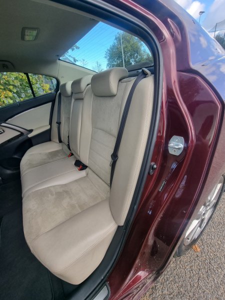 2012 Toyota Avensis - photo 12