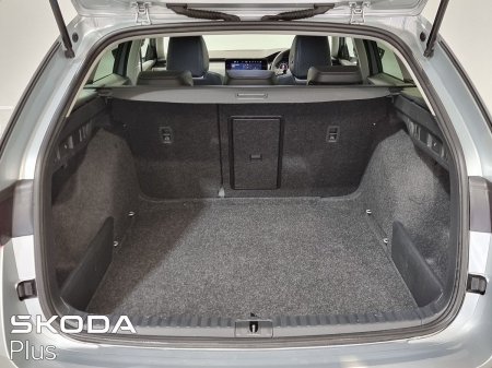 2025 Skoda Octavia - photo 10