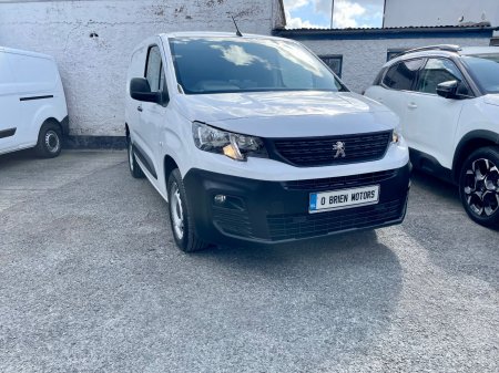 2023 Peugeot Partner