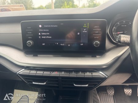 2022 Skoda Octavia - photo 13