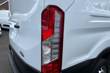 2025 Ford Transit - photo 19