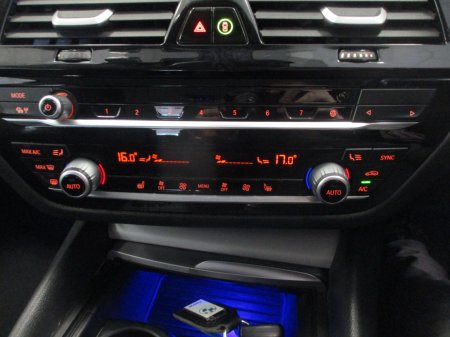 2023 BMW 5-Series - photo 20