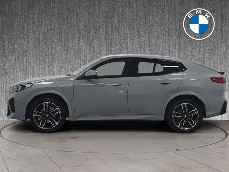 2026 BMW iX2 - photo 3