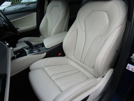 2018 BMW 5-Series - photo 16