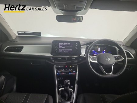 2024 Volkswagen T-Roc - photo 12