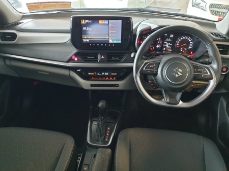 2024 Suzuki Swift - photo 12