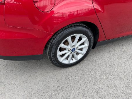 2016 Ford Focus - photo 20