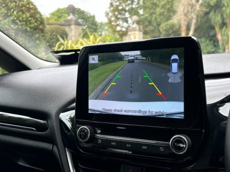 2020 Ford Fiesta - photo 11