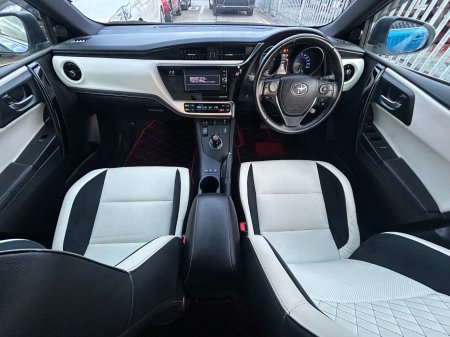 2017 Toyota Auris - photo 11