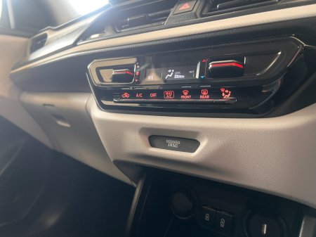 2024 Suzuki Swift - photo 23