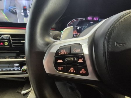 2021 BMW 5-Series - photo 17