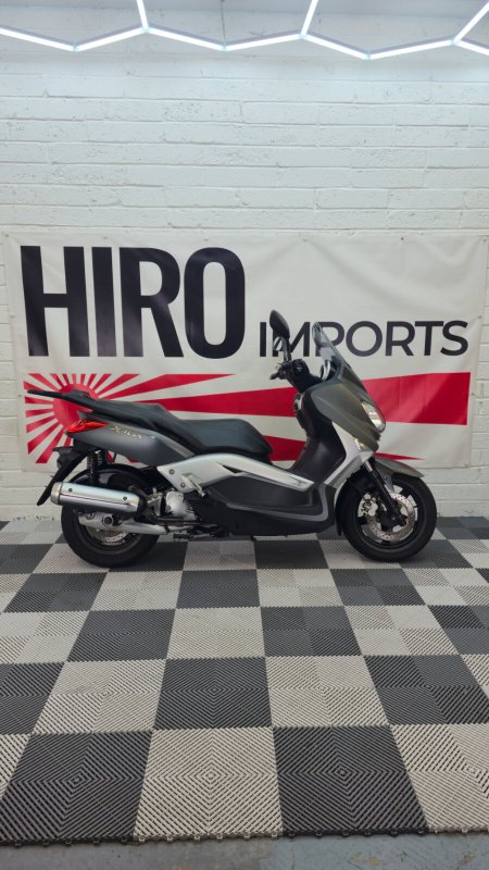 2014 YAMAHA X-Max