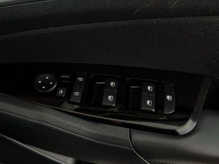 2022 Kia Sportage - photo 35