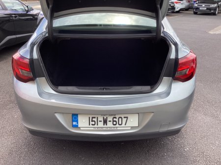 2015 Opel Astra - photo 17