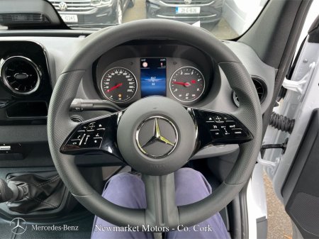 2027 Mercedes-Benz Sprinter - photo 18