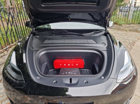 2023 Tesla Model Y - photo 5