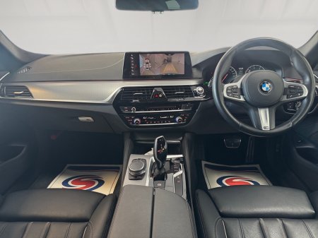 2020 BMW 5-Series - photo 14